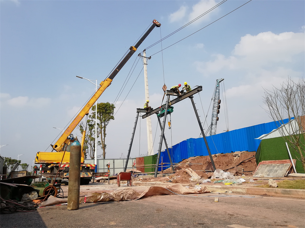 下水管道顶管固定式式起重机